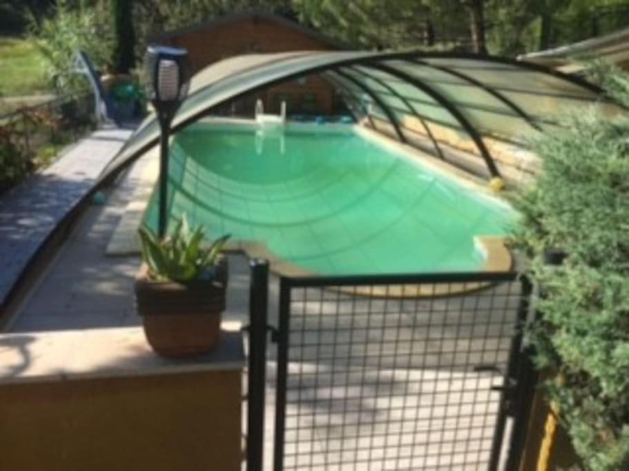 Bas de villa, 2 terrasses, piscine, SPA, sauna... Neffes Esterno foto